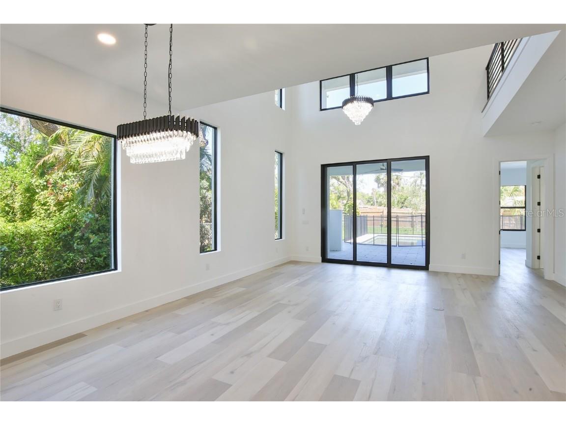 2335 Oak Terrace Sarasota FL 34231 A4652449 image12