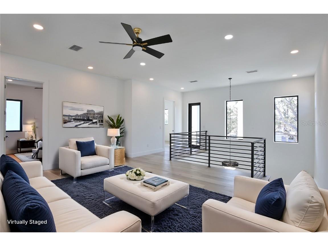 2335 Oak Terrace Sarasota FL 34231 A4652449 image16