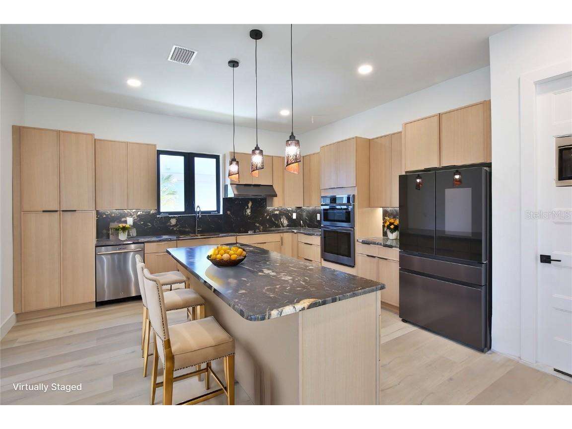 2335 Oak Terrace Sarasota FL 34231 A4652449 image24