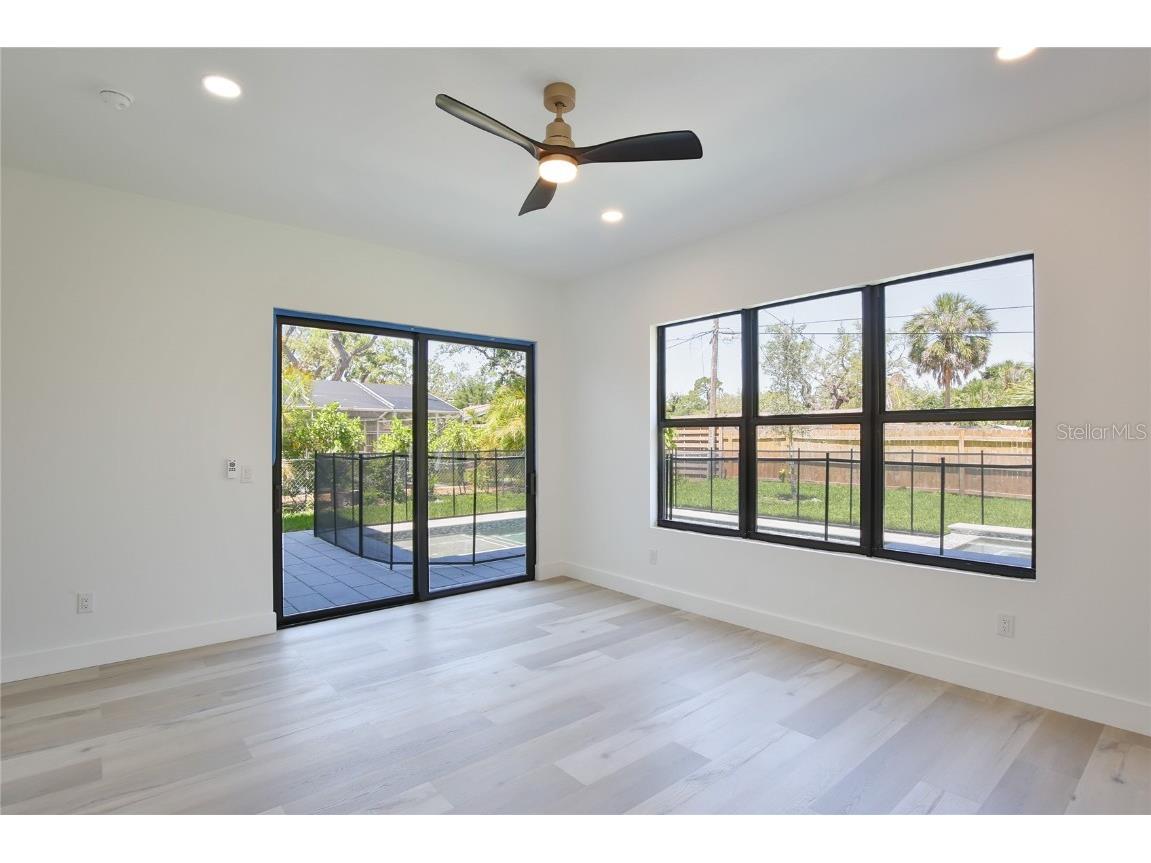 2335 Oak Terrace Sarasota FL 34231 A4652449 image35