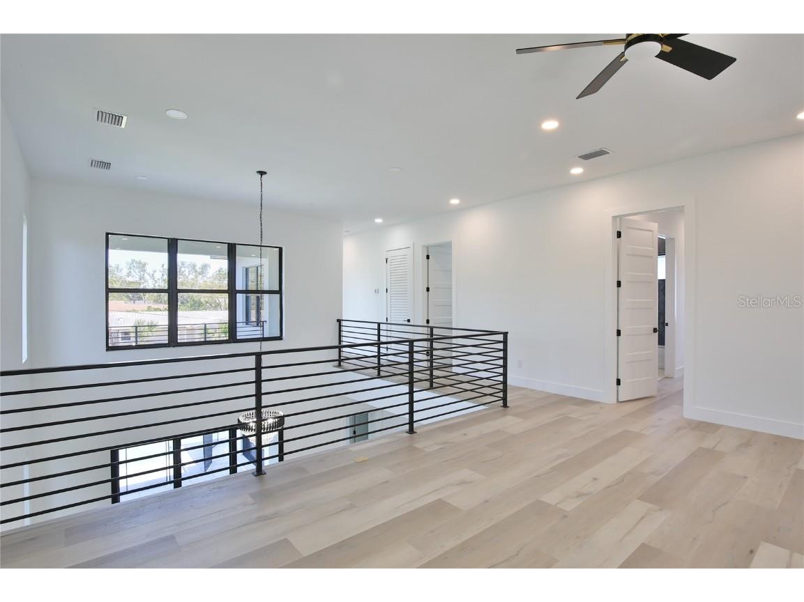 2335 Oak Terrace Sarasota FL 34231 A4652449 image39