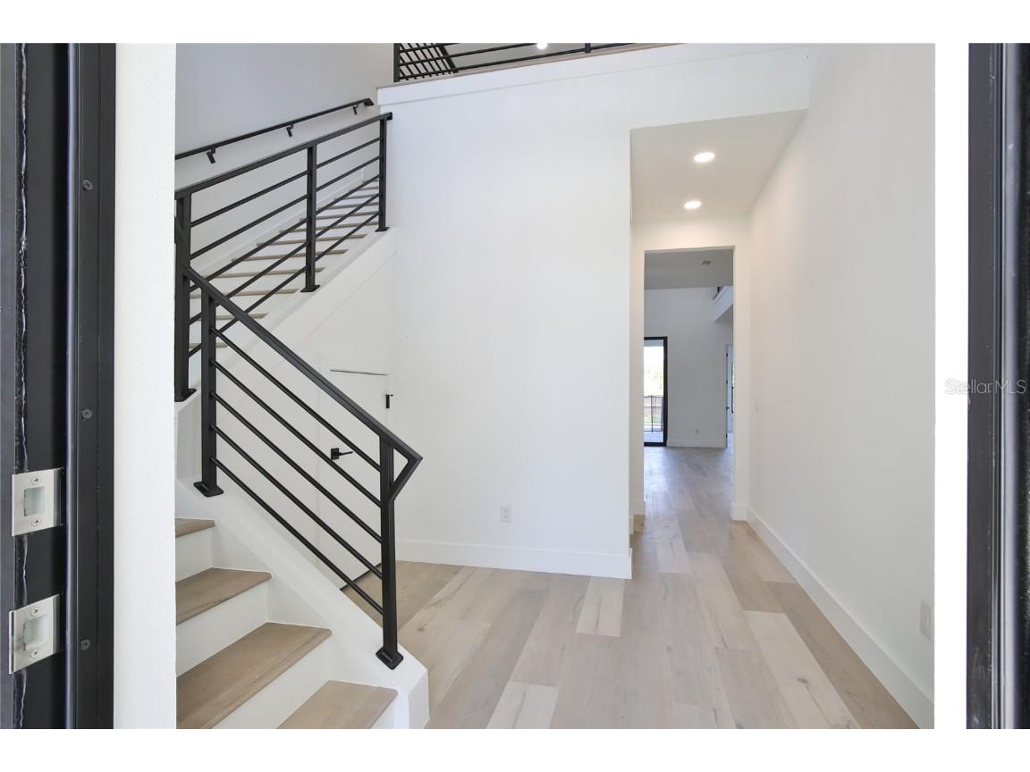 2335 Oak Terrace Sarasota FL 34231 A4652449 image5