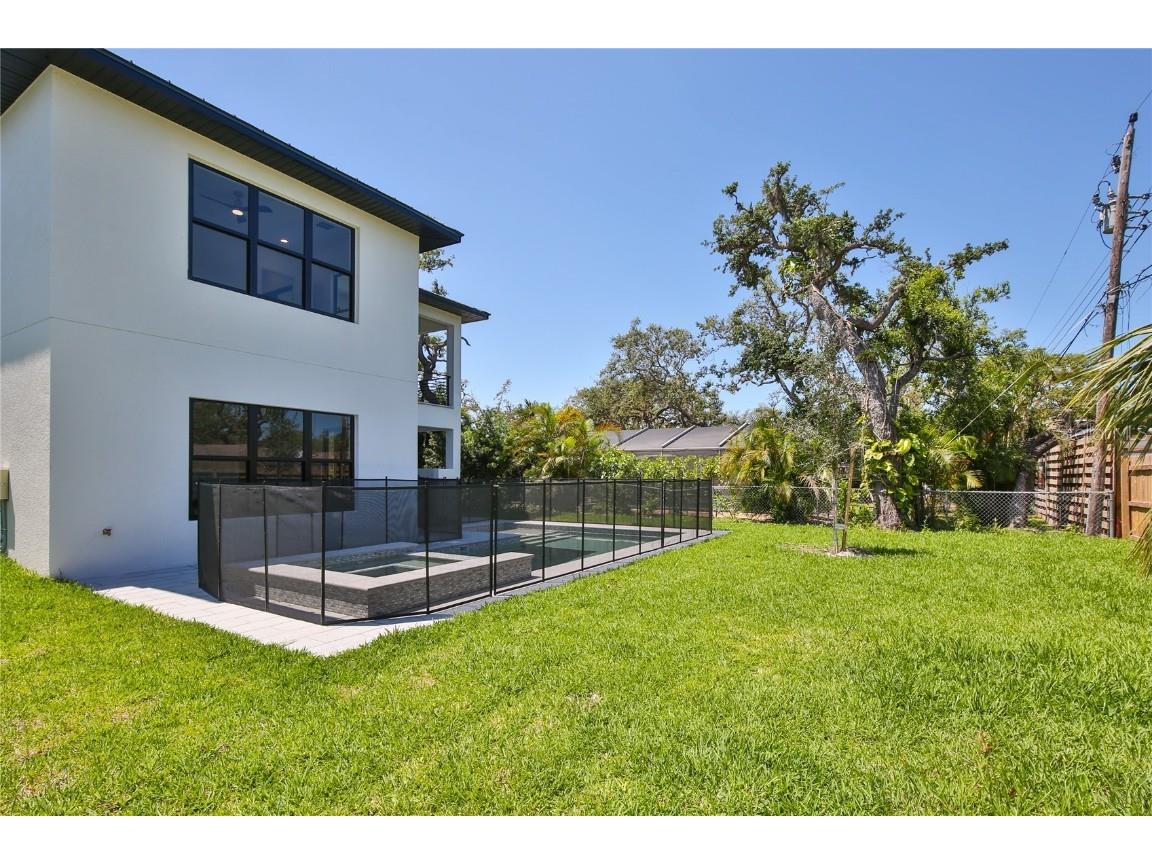 2335 Oak Terrace Sarasota FL 34231 A4652449 image69