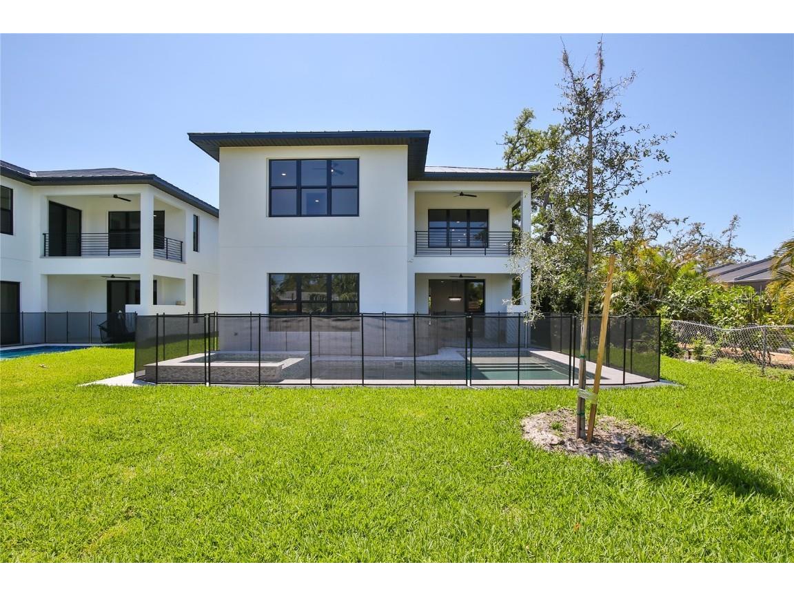 2335 Oak Terrace Sarasota FL 34231 A4652449 image70