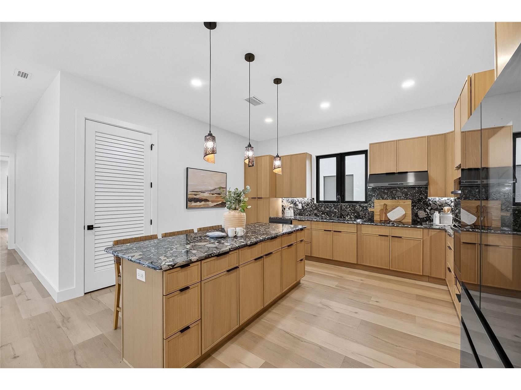 2335 Oak Terrace Sarasota FL 34231 TB8472634 image20