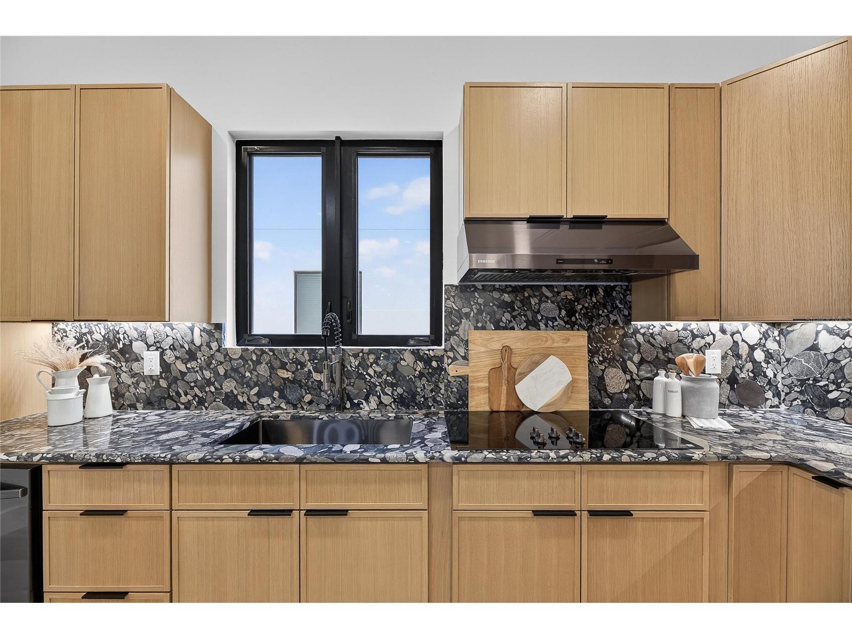 2335 Oak Terrace Sarasota FL 34231 TB8472634 image24