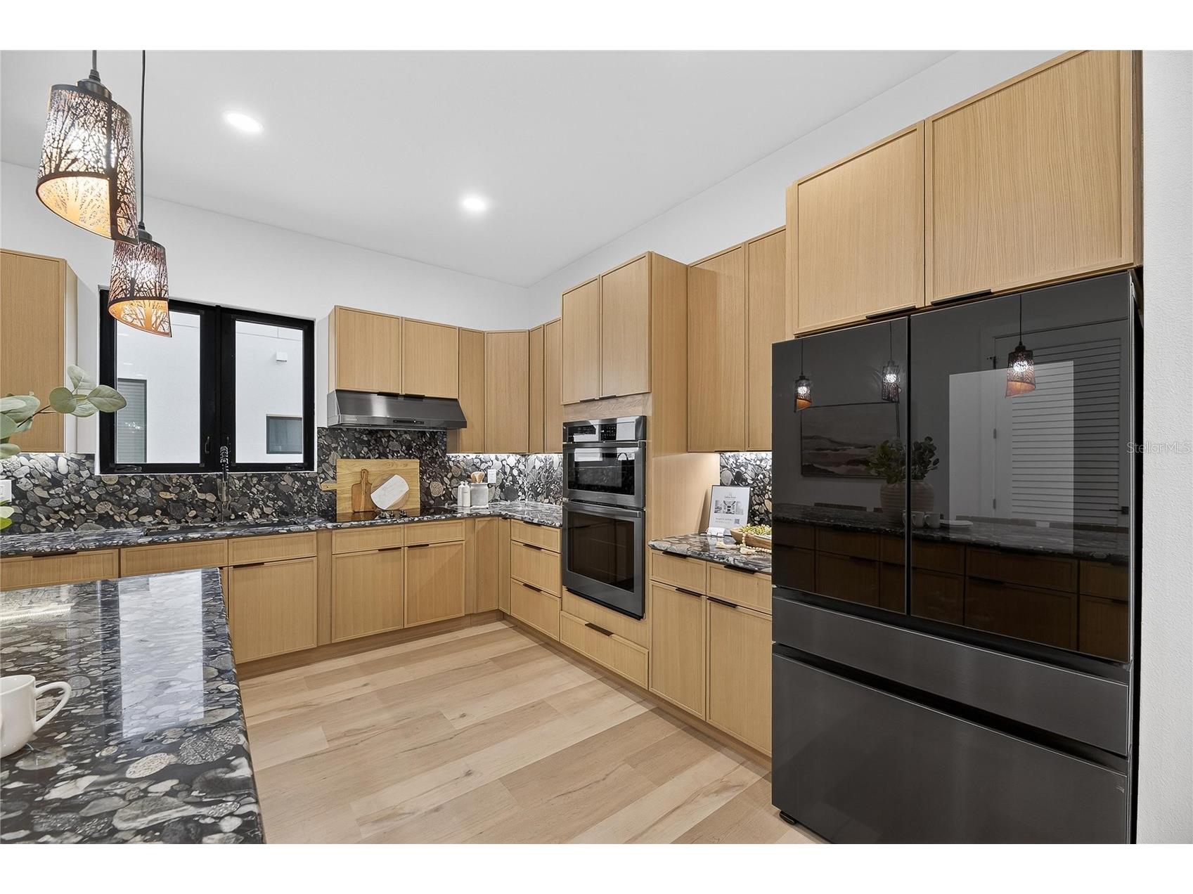 2335 Oak Terrace Sarasota FL 34231 TB8472634 image25