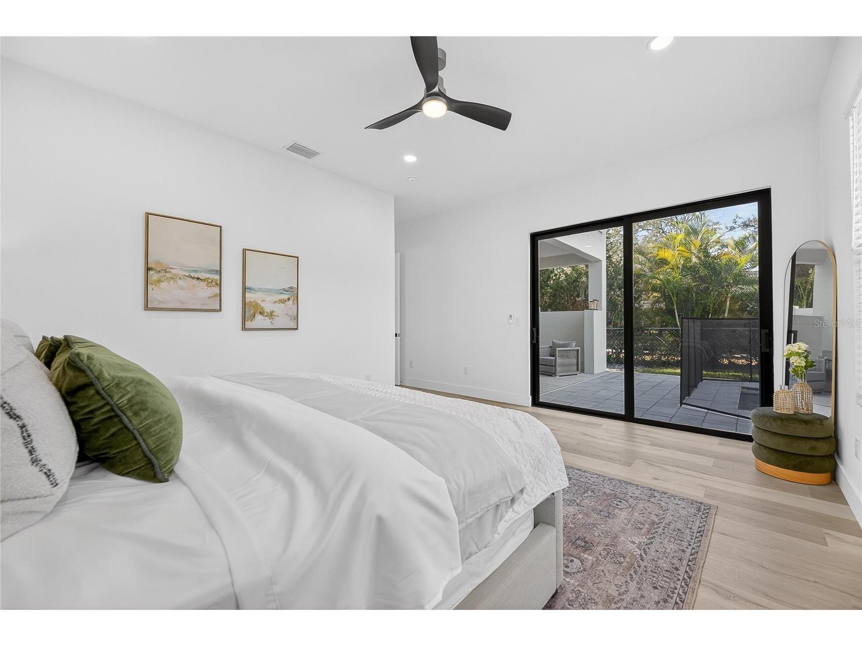 2335 Oak Terrace Sarasota FL 34231 TB8472634 image28