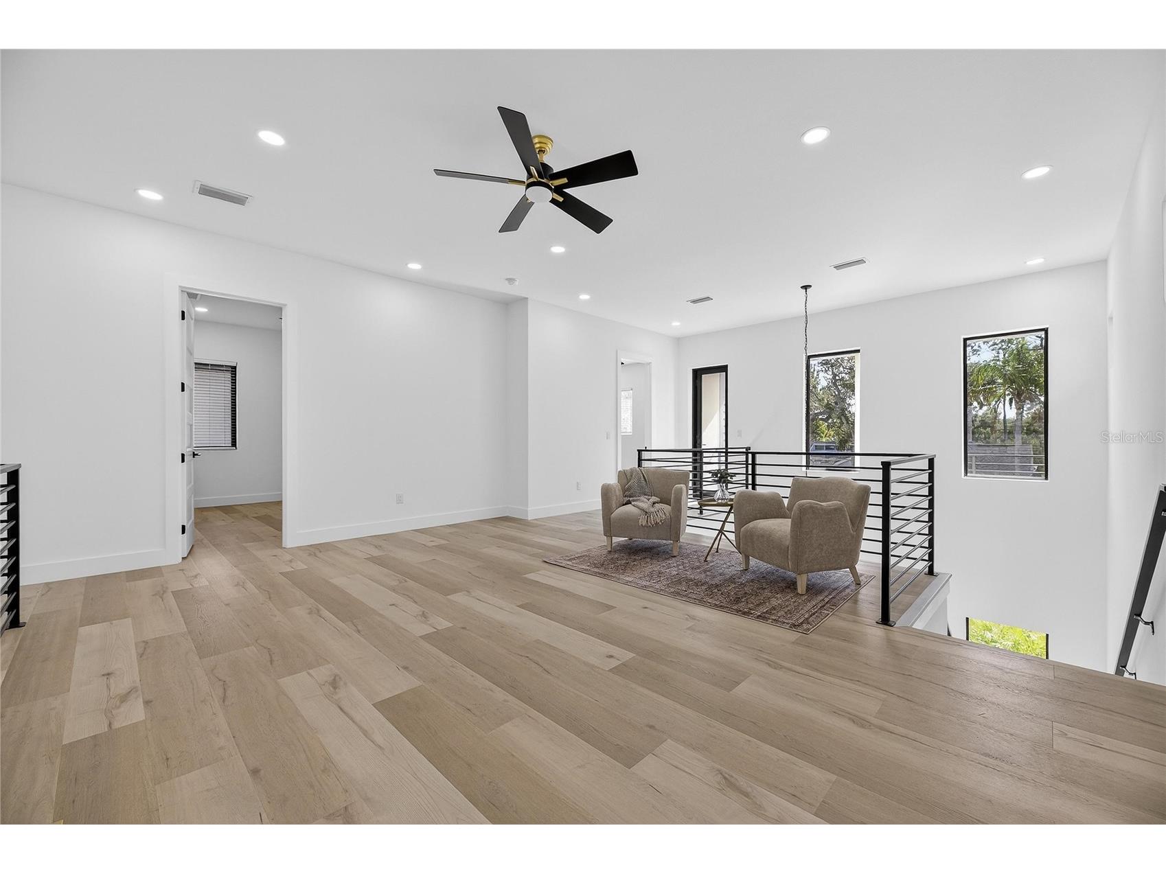 2335 Oak Terrace Sarasota FL 34231 TB8472634 image40