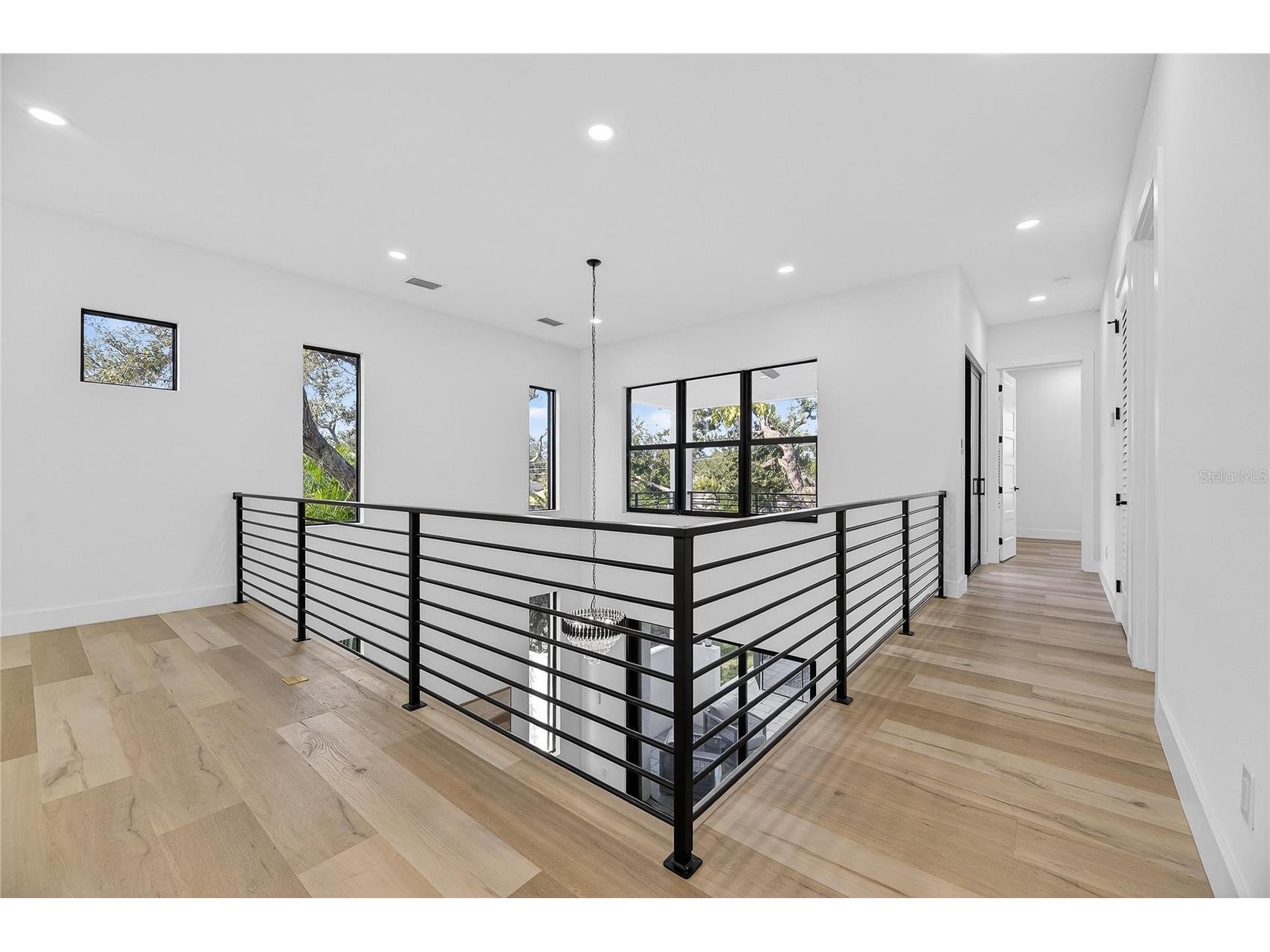 2335 Oak Terrace Sarasota FL 34231 TB8472634 image42