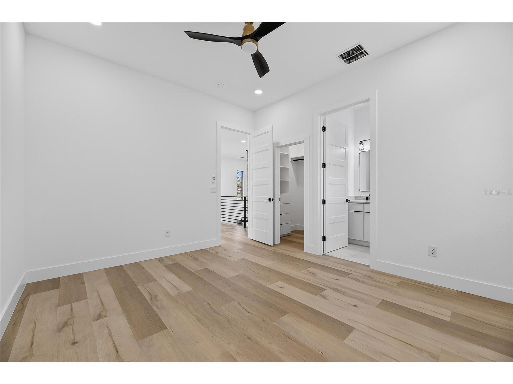 2335 Oak Terrace Sarasota FL 34231 TB8472634 image55