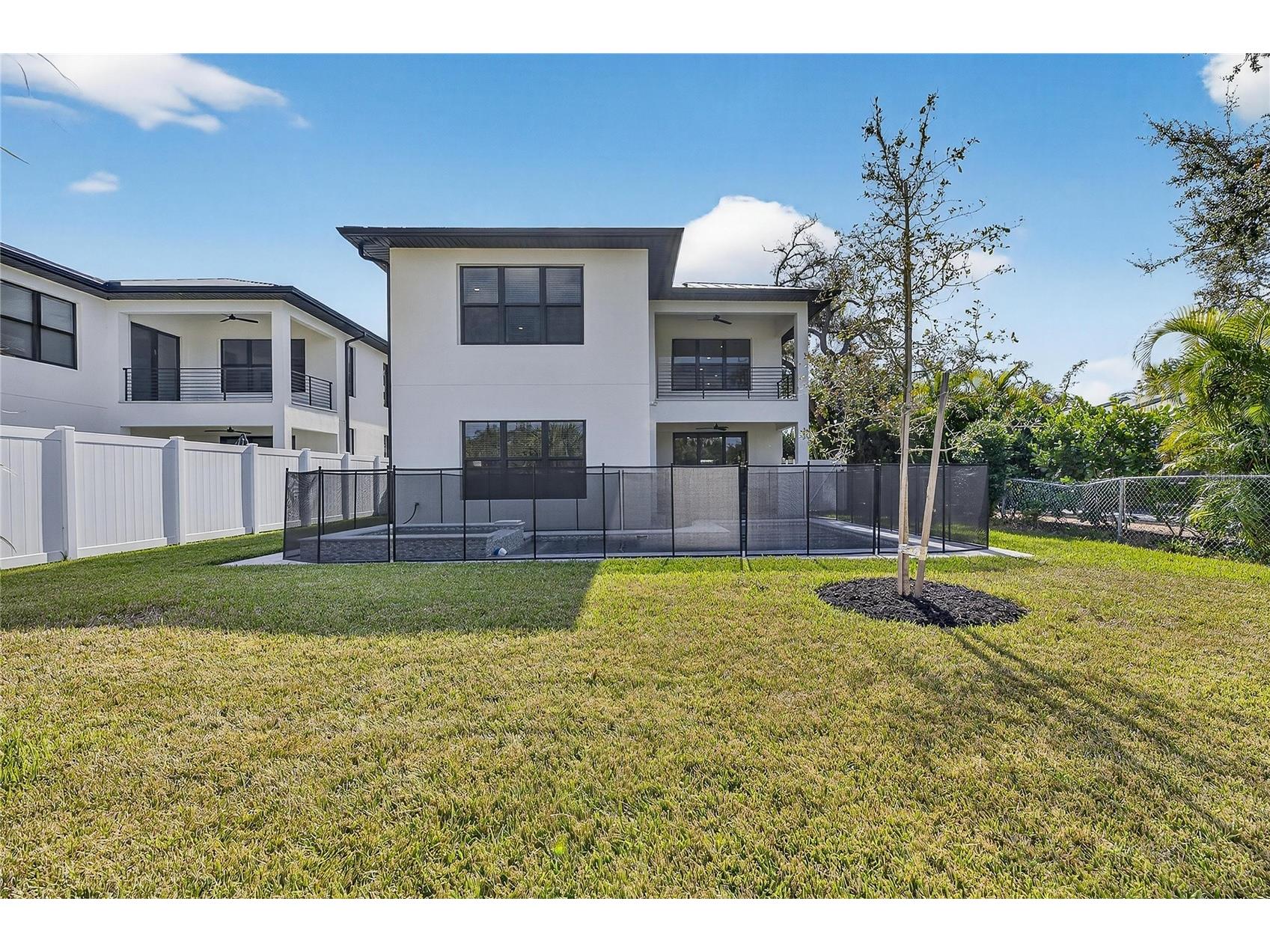 2335 Oak Terrace Sarasota FL 34231 TB8472634 image67