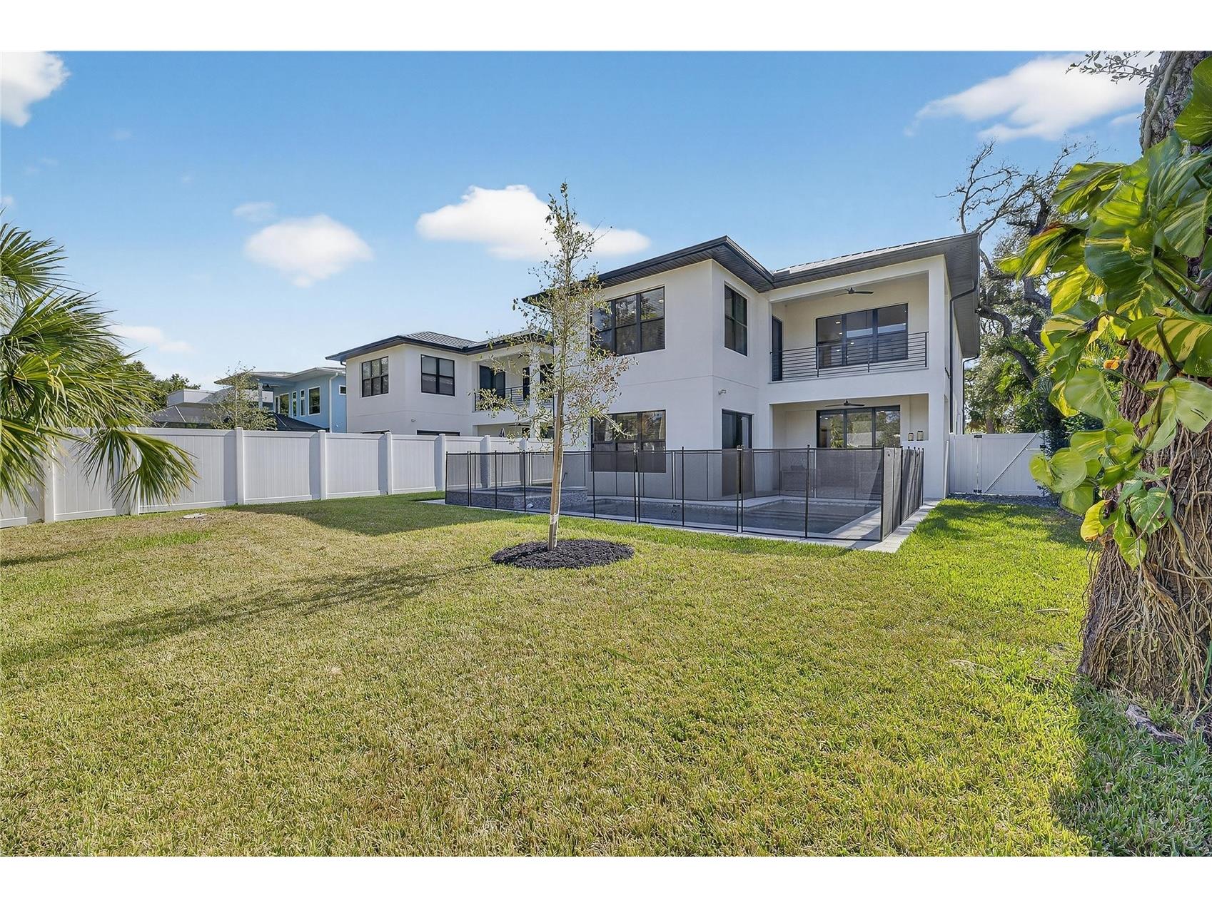 2335 Oak Terrace Sarasota FL 34231 TB8472634 image68