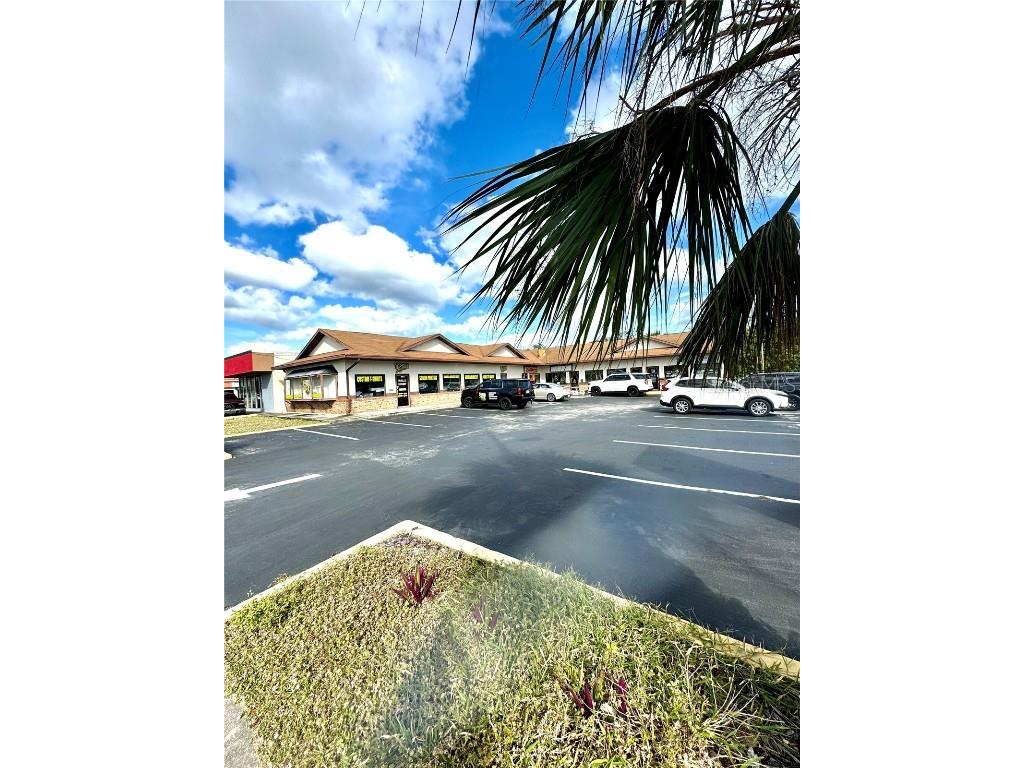 2335 S Ridgewood Avenue South Daytona FL 32119 NS1083248 image2