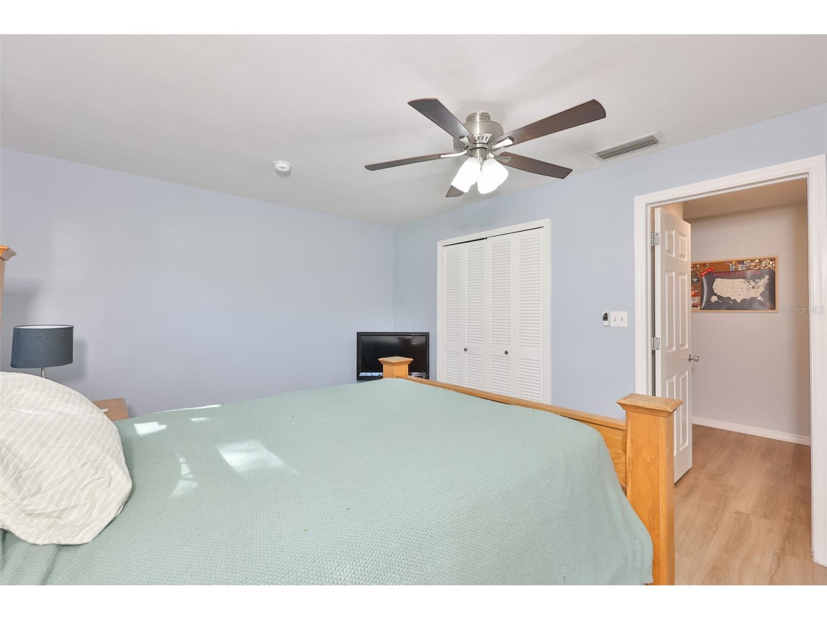 2335 Surrey Lane Clearwater FL 33763 TB8517433 image30