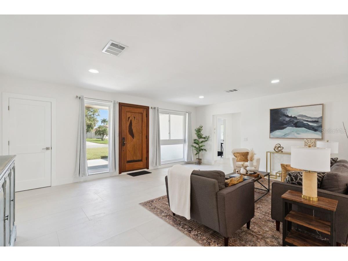 2335 Tropical Shores Drive SE Saint Petersburg FL 33705 A4683484 image11