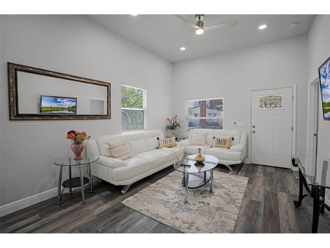 2335 W Beach Street Tampa FL 33607 R4910090 image4