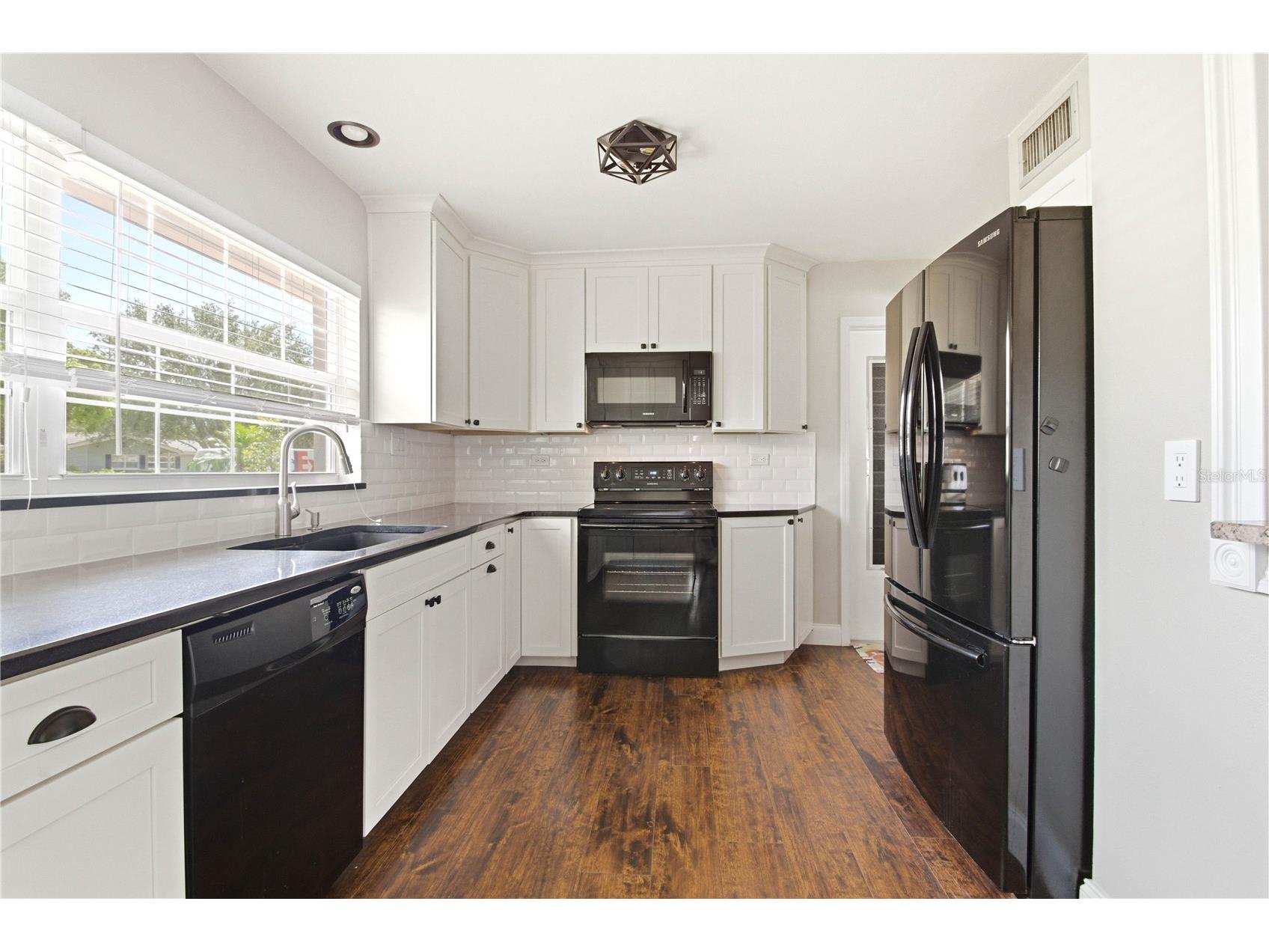 2337 Black Oak Lane Clearwater FL 33763 TB8509020 image13