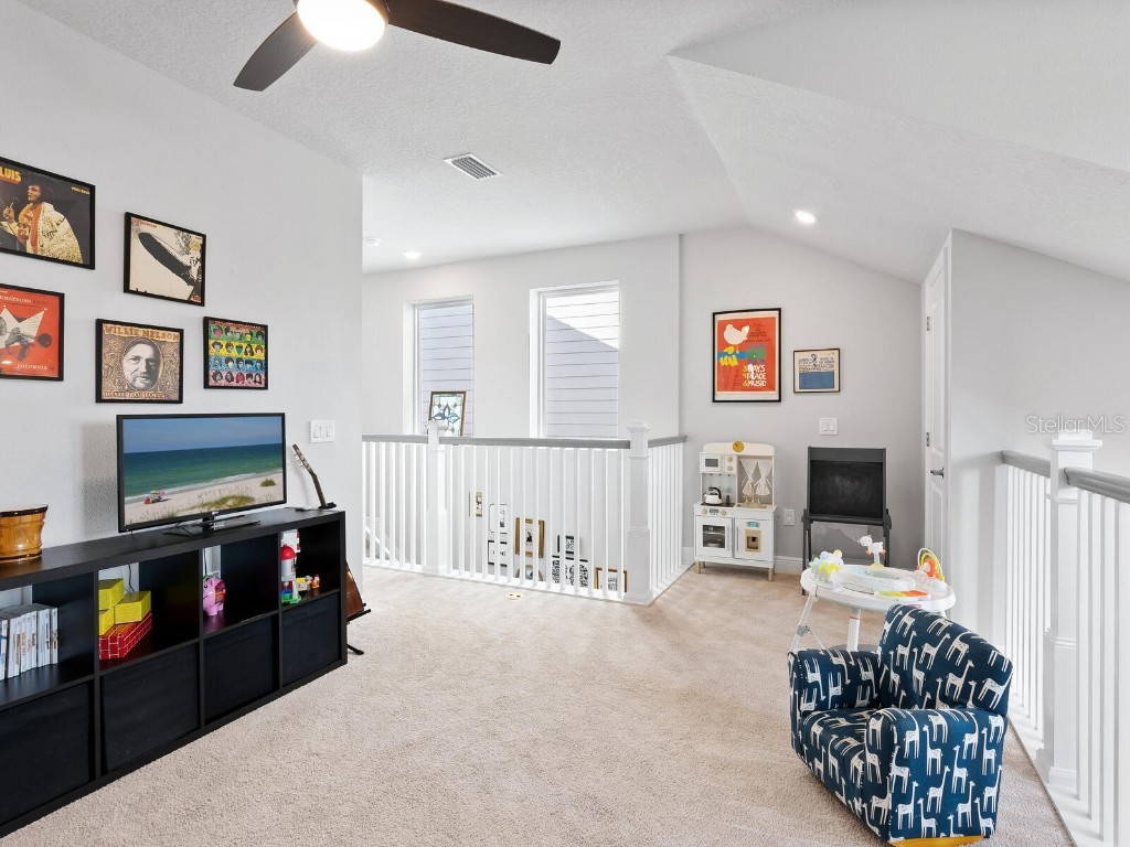 2337 Lindstrom Street Sarasota FL 34237 A4673872 image17