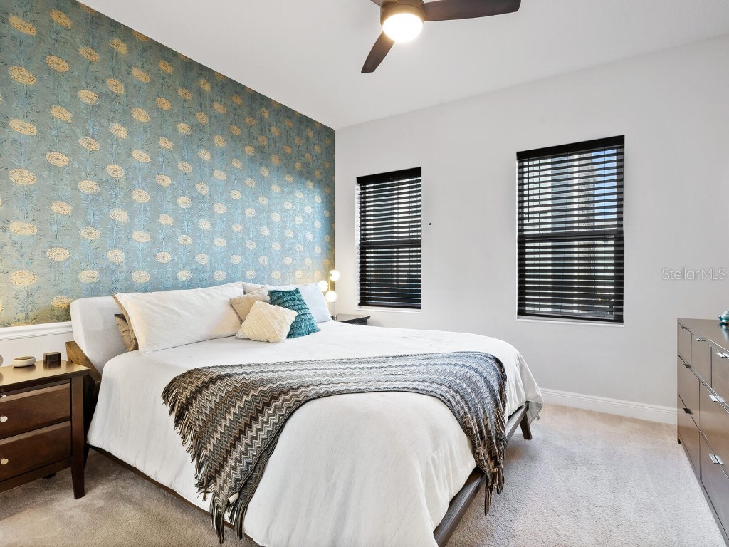 2337 Lindstrom Street Sarasota FL 34237 A4673872 image18