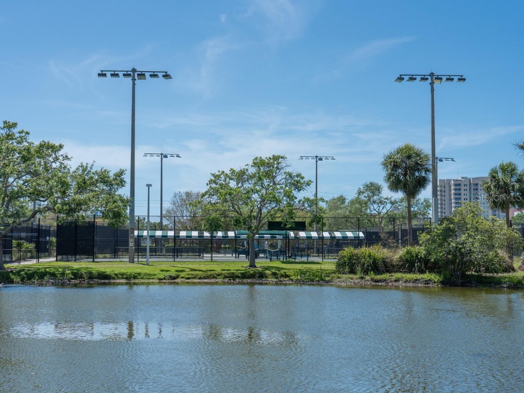 2337 Lindstrom Street Sarasota FL 34237 A4673872 image33