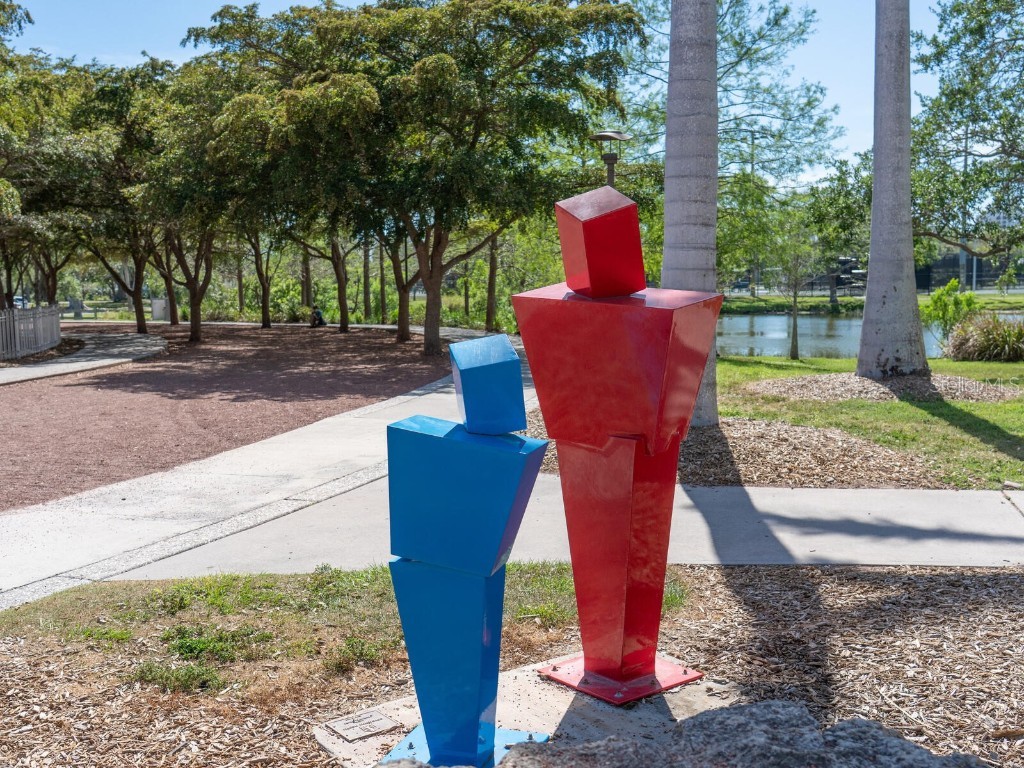 2337 Lindstrom Street Sarasota FL 34237 A4673872 image38