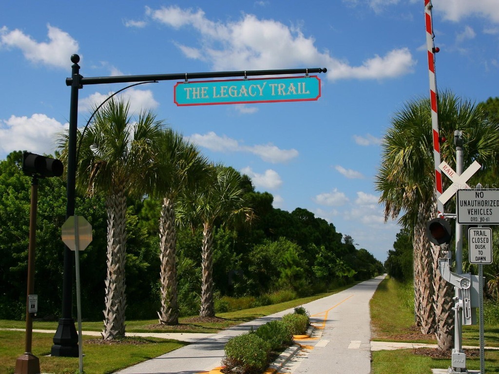 2337 Lindstrom Street Sarasota FL 34237 A4673872 image41