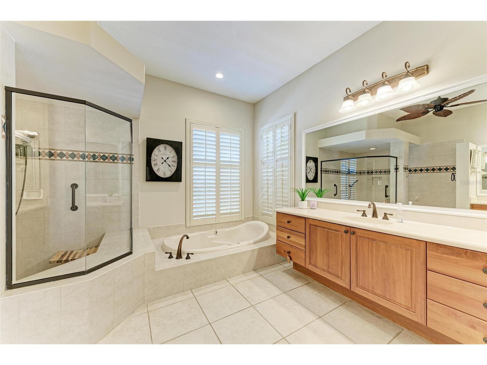 2337 Little Country Road Parrish FL 34219 A4686856 image36
