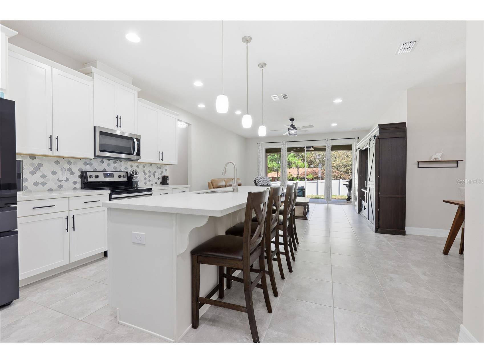 2337 Oxmoor Drive Deland FL 32724 V4947655 image16