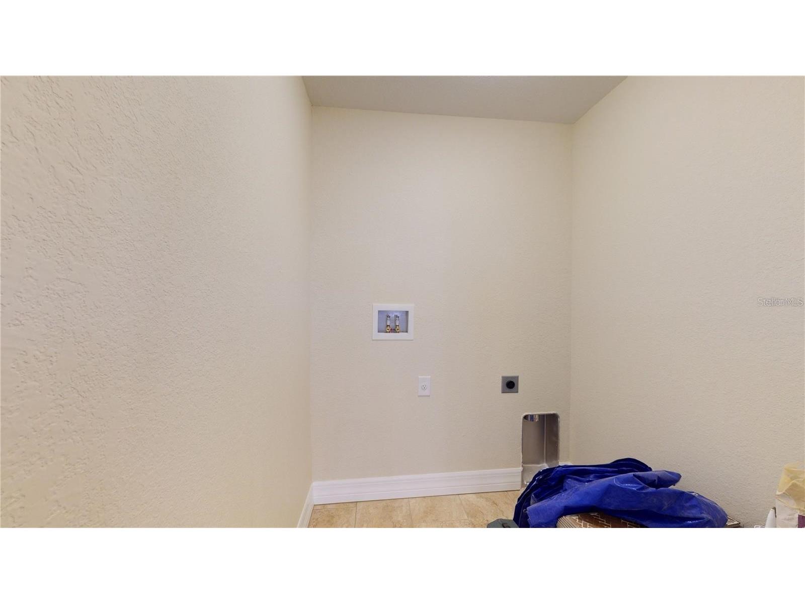 2337 Simonton Avenue North Port FL 34286 C7526816 image51