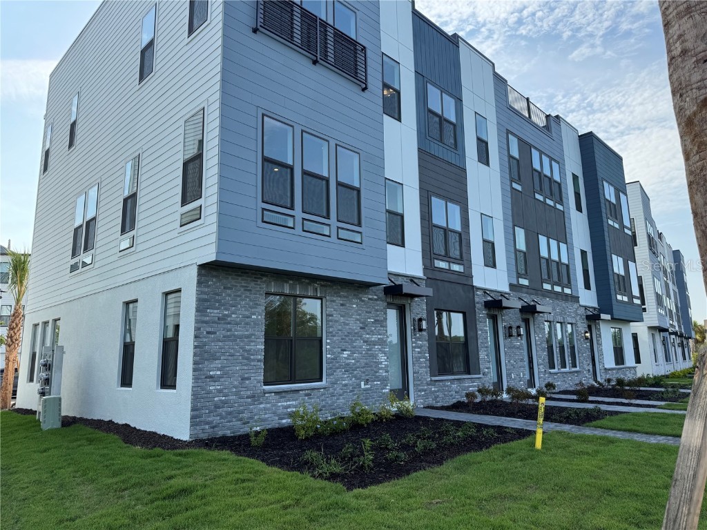 2338 Addalia Alley Orlando FL 32804 J990204 image1