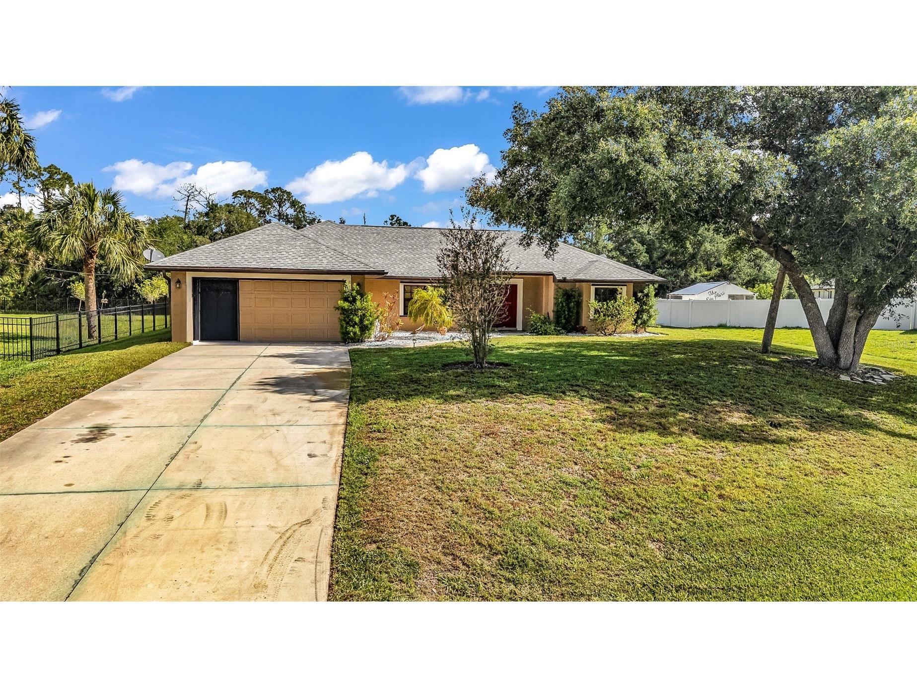 2338 Kelsey Court North Port FL 34288 C7526460 image57
