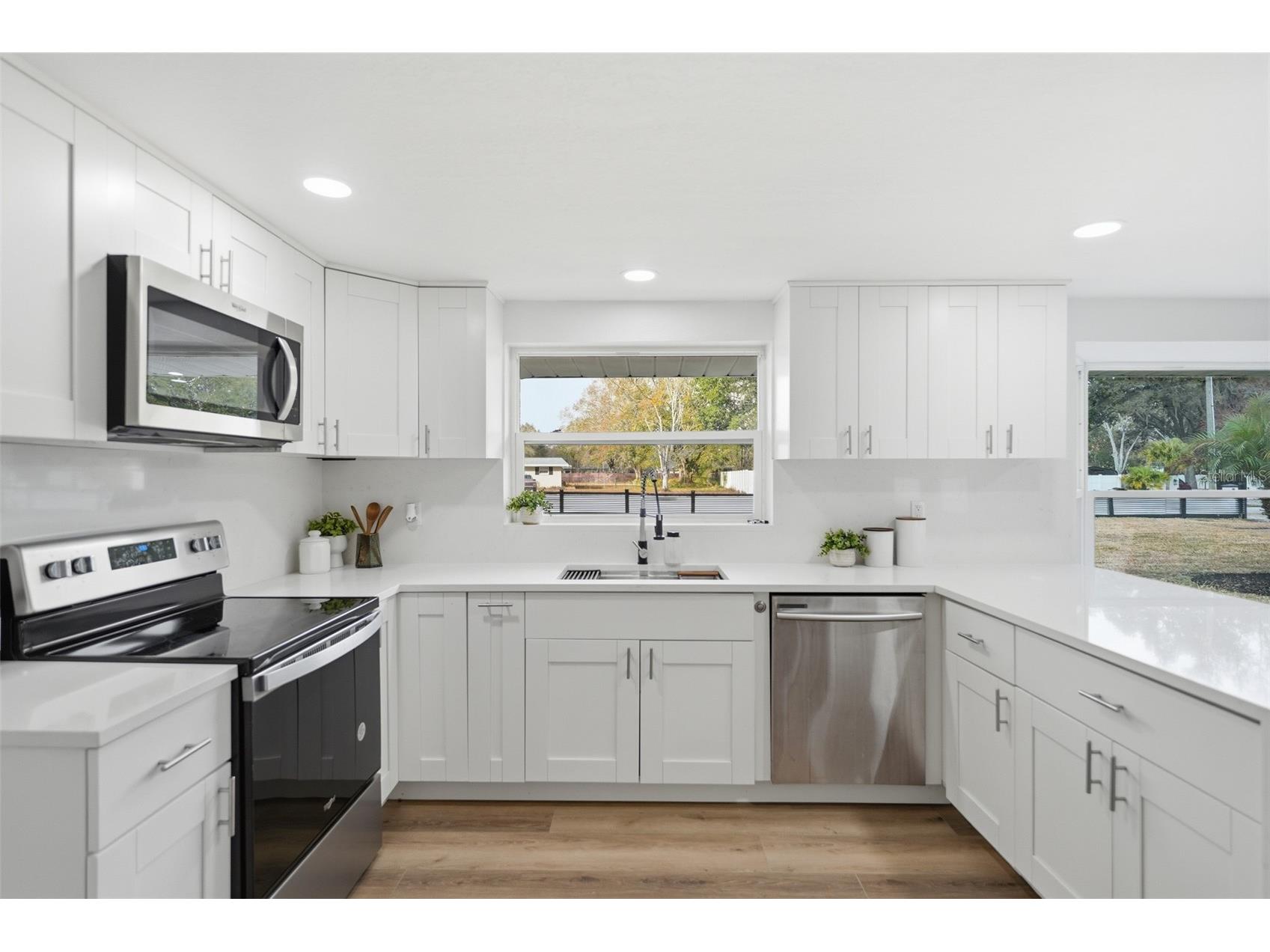 2338 Meadowbrook Drive Lutz FL 33558 TB8475703 image24