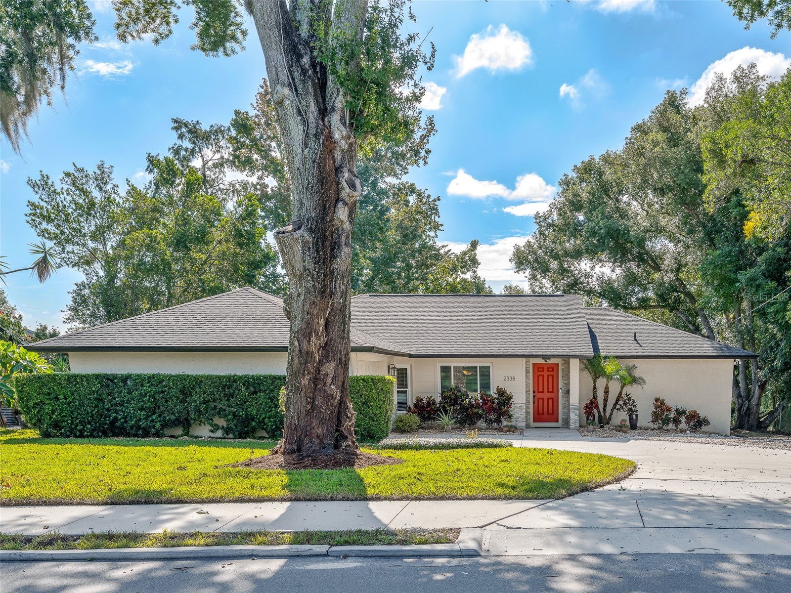 2338 Tuscarora Trail Maitland FL 32751 - LAKE WAUMPI NS1087185 image1