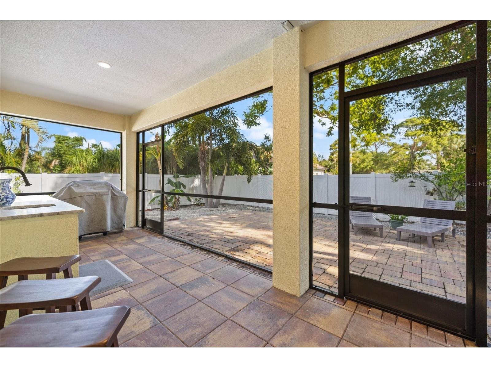 2339 Datura Street Sarasota FL 34239 A4695188 image44