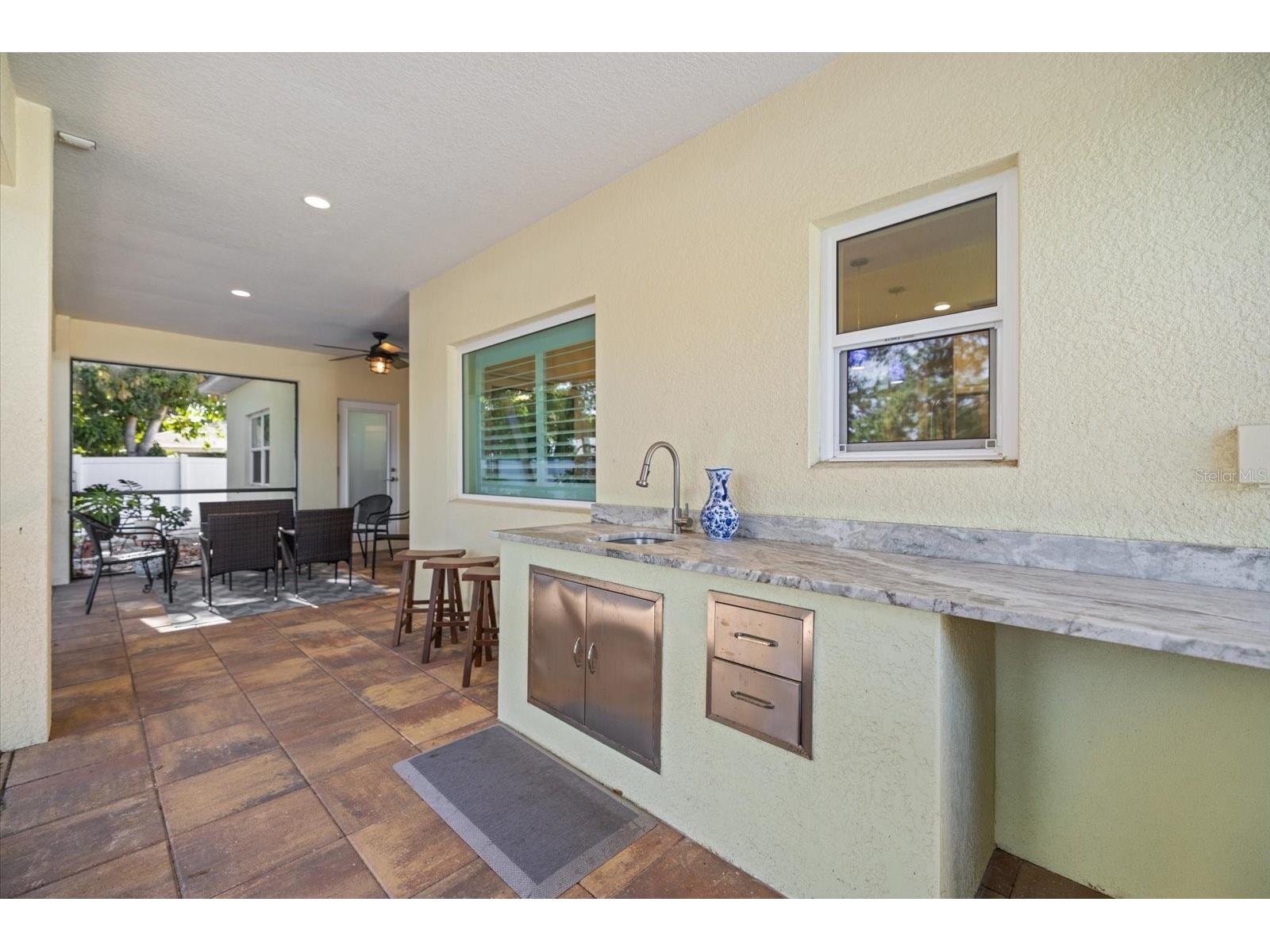 2339 Datura Street Sarasota FL 34239 A4695188 image45