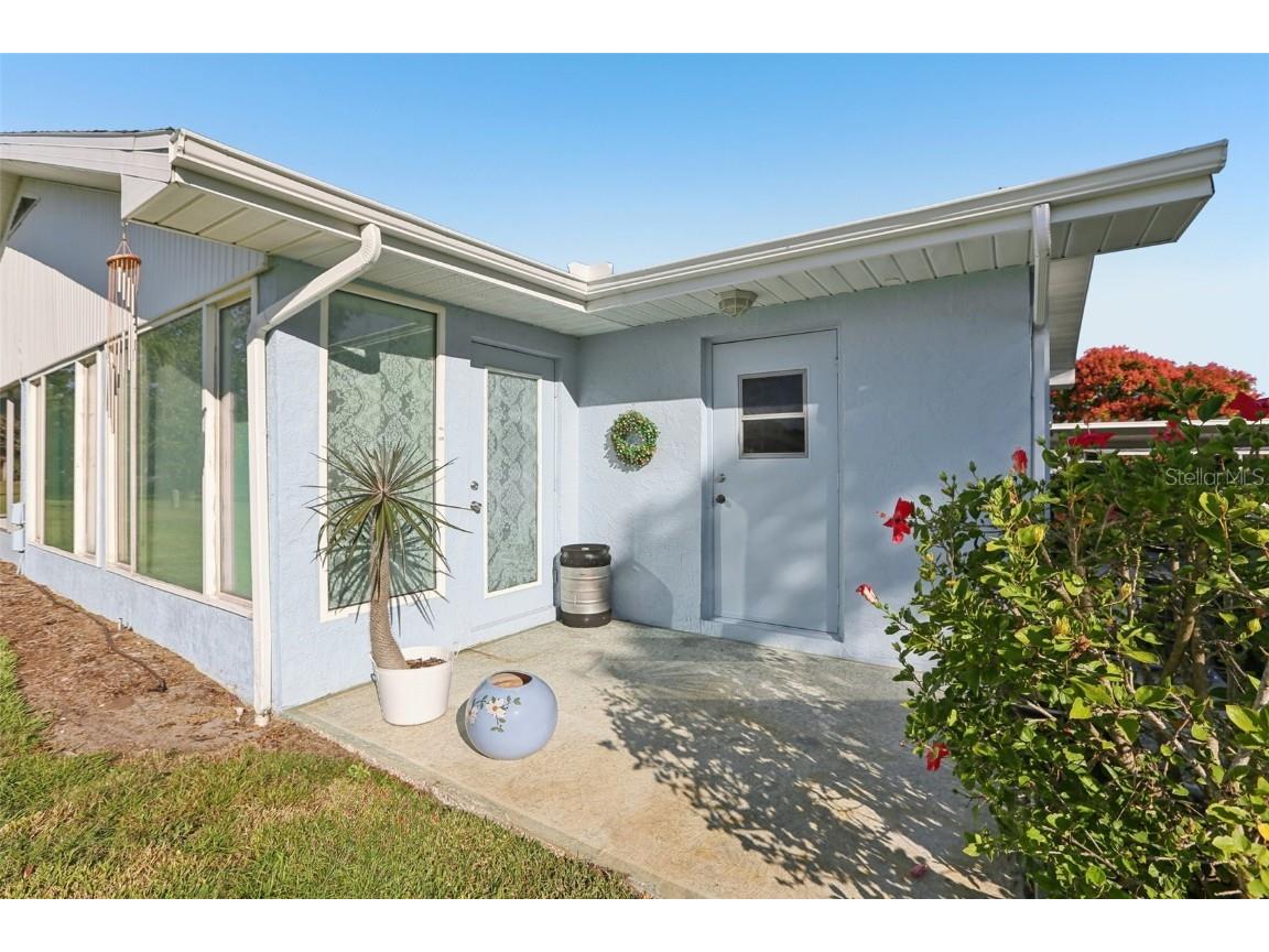 2339 Glenmore Circle Sun City Center FL 33573 TB8438490 image51