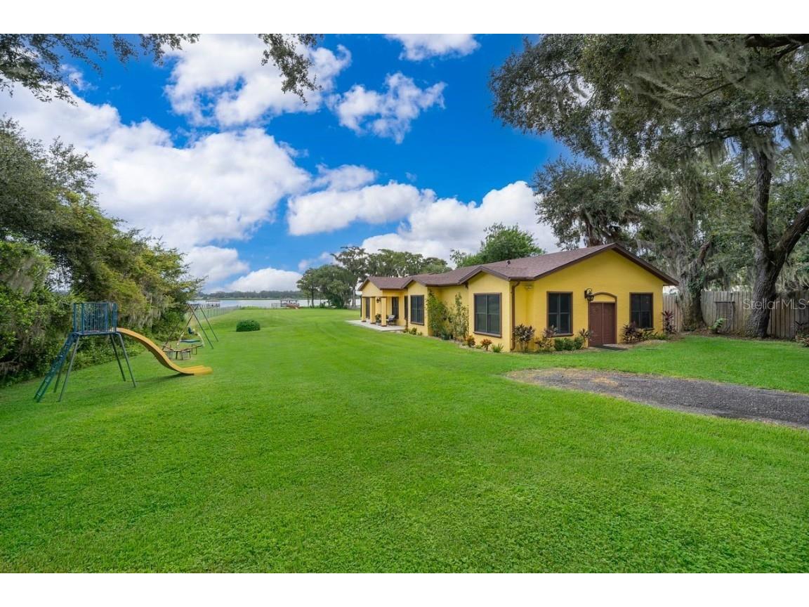 2339 Neptune Road #UNIT A Kissimmee FL 34744 - Fish Lake S5135168 image2