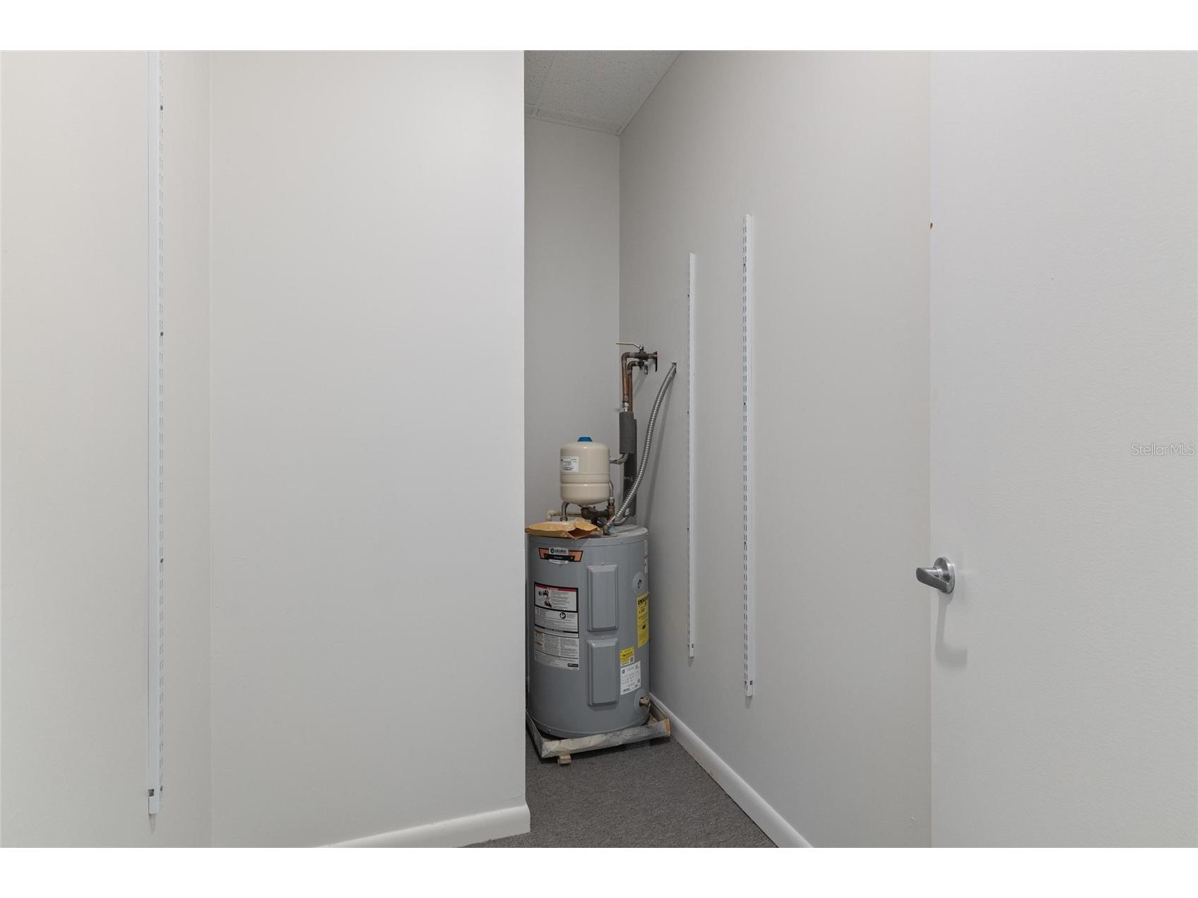 2339 Sunset Point Road #C300-C302 Clearwater FL 33765 TB8473422 image28