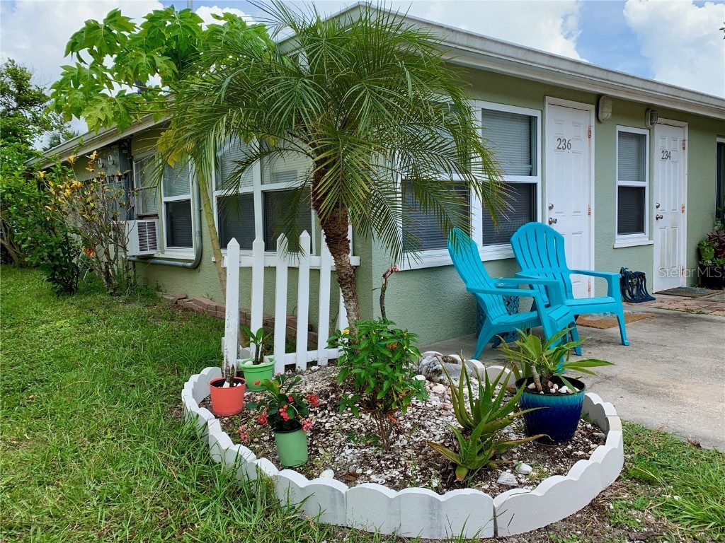 234 / 236 Colonia Lane E Nokomis FL 34275 A4554392 image1