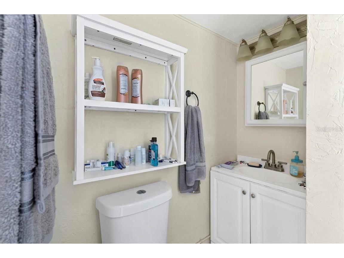 234/236 Colonia Lane E Nokomis FL 34275 A4668120 image30