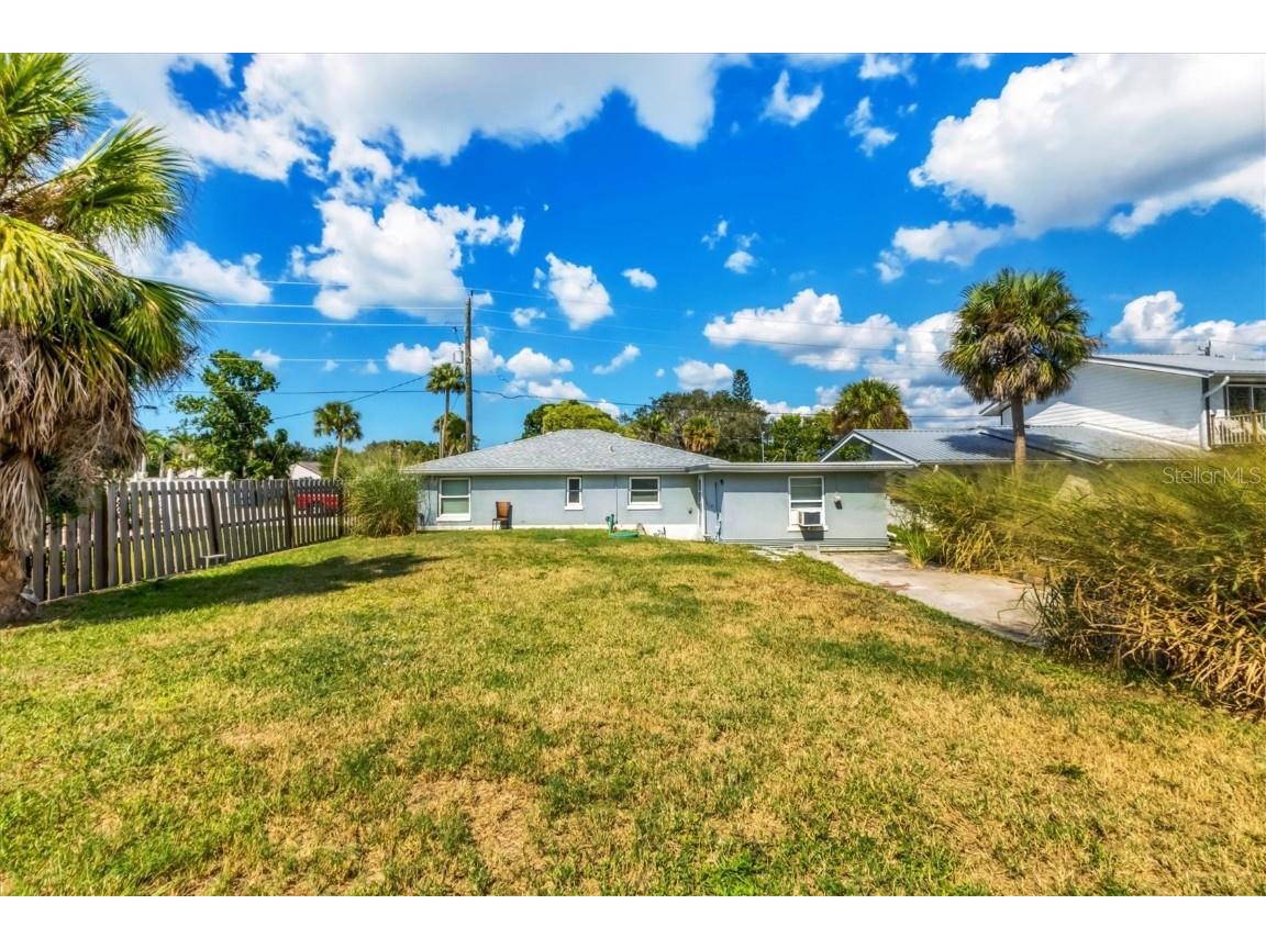 234/236 Colonia Lane E Nokomis FL 34275 A4668120 image32