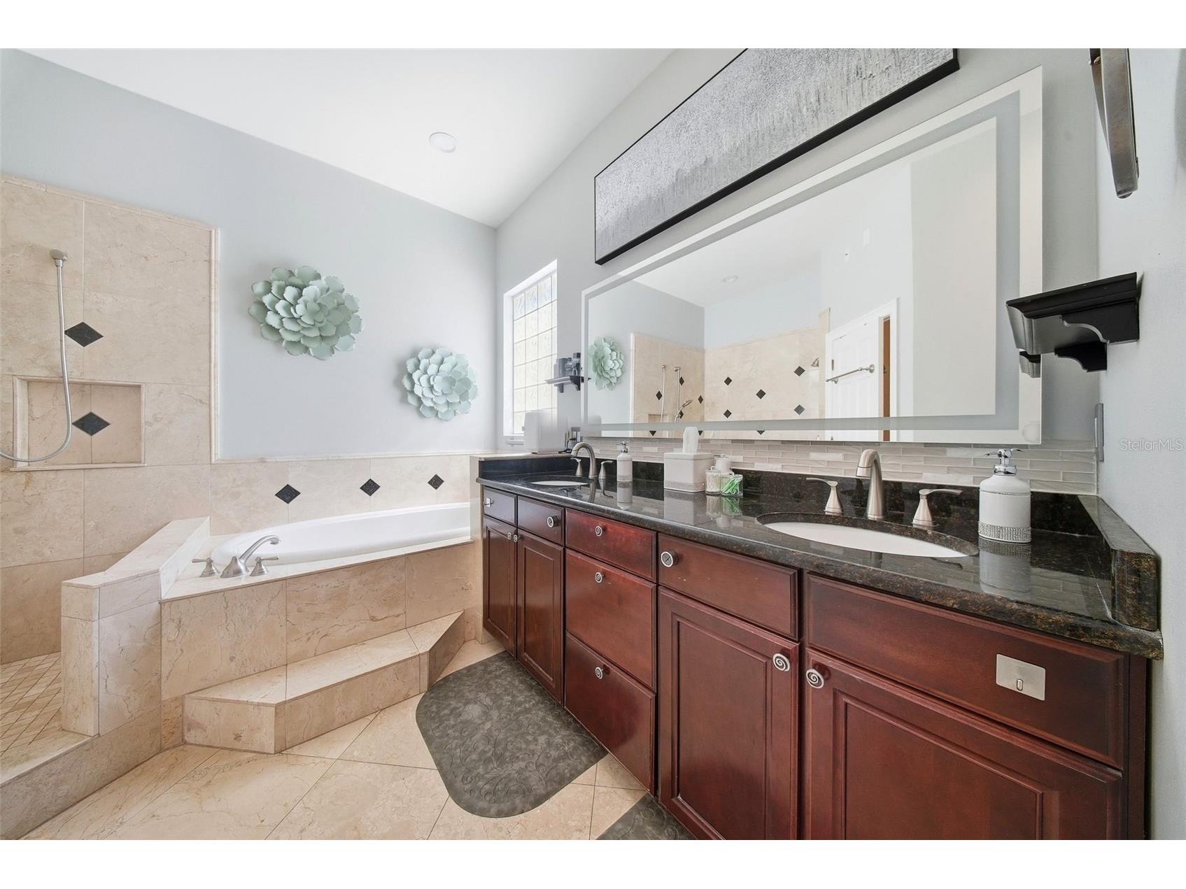 234 36th Avenue NE Saint Petersburg FL 33704 TB8501855 image16