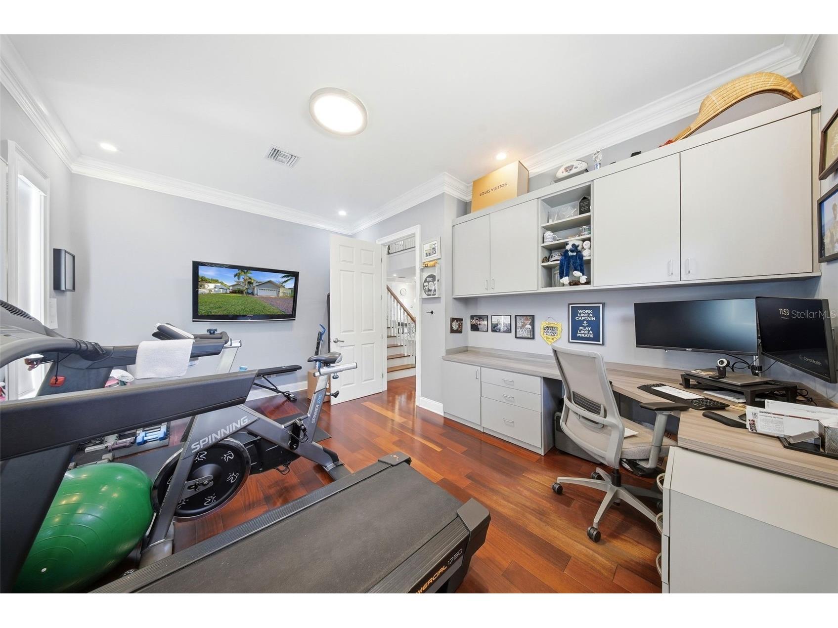 234 36th Avenue NE Saint Petersburg FL 33704 TB8501855 image20