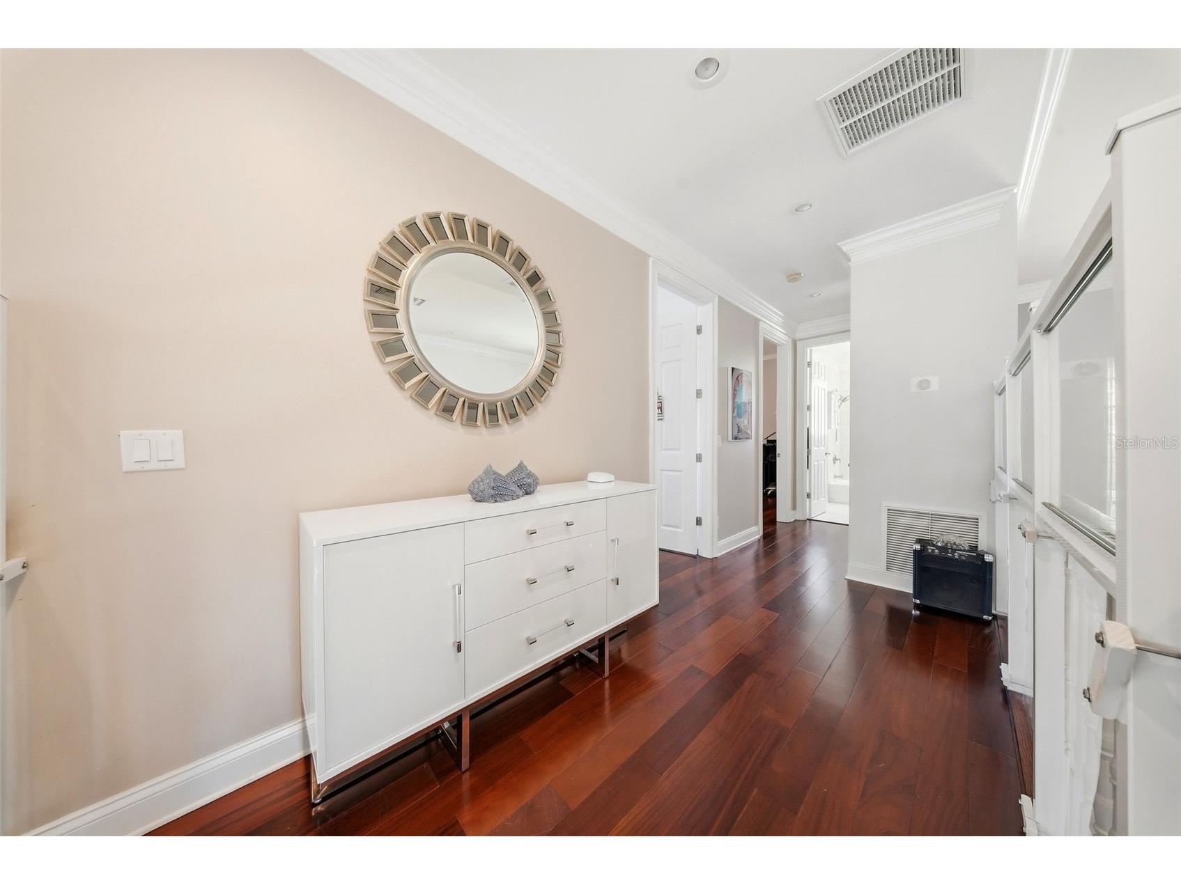 234 36th Avenue NE Saint Petersburg FL 33704 TB8501855 image28