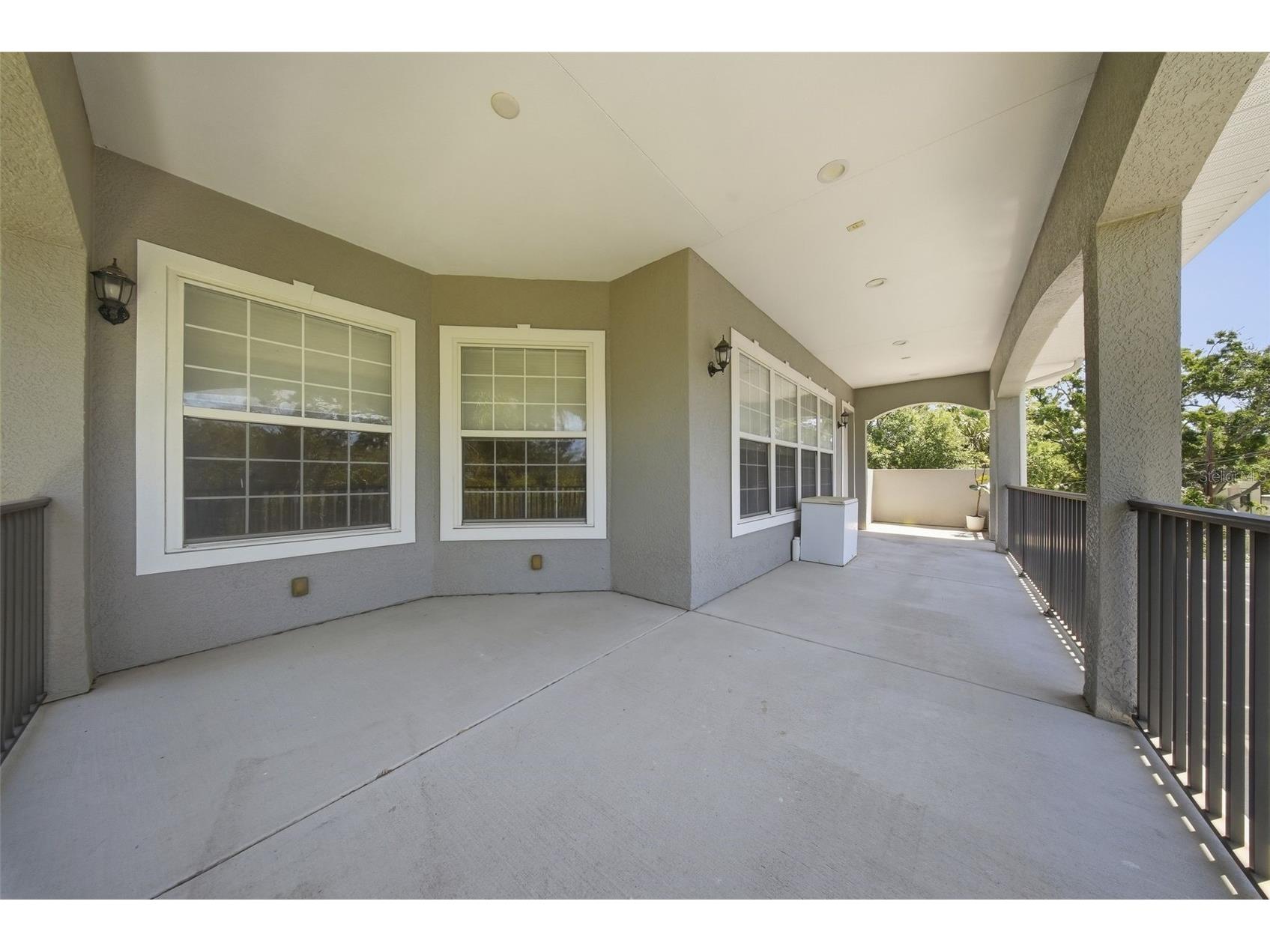 234 36th Avenue NE Saint Petersburg FL 33704 TB8501855 image33