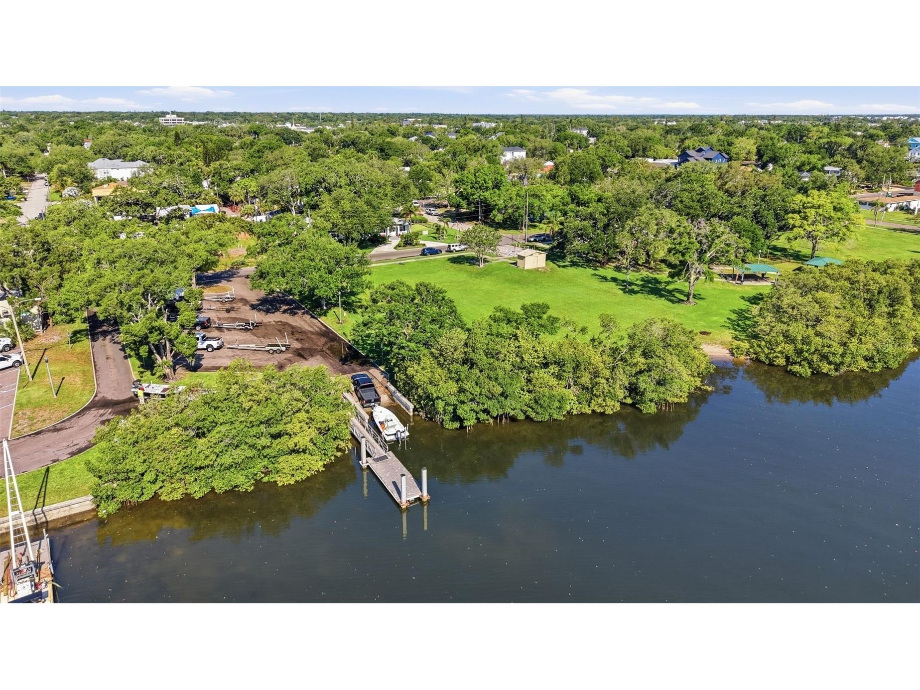 234 36th Avenue NE Saint Petersburg FL 33704 TB8501855 image51