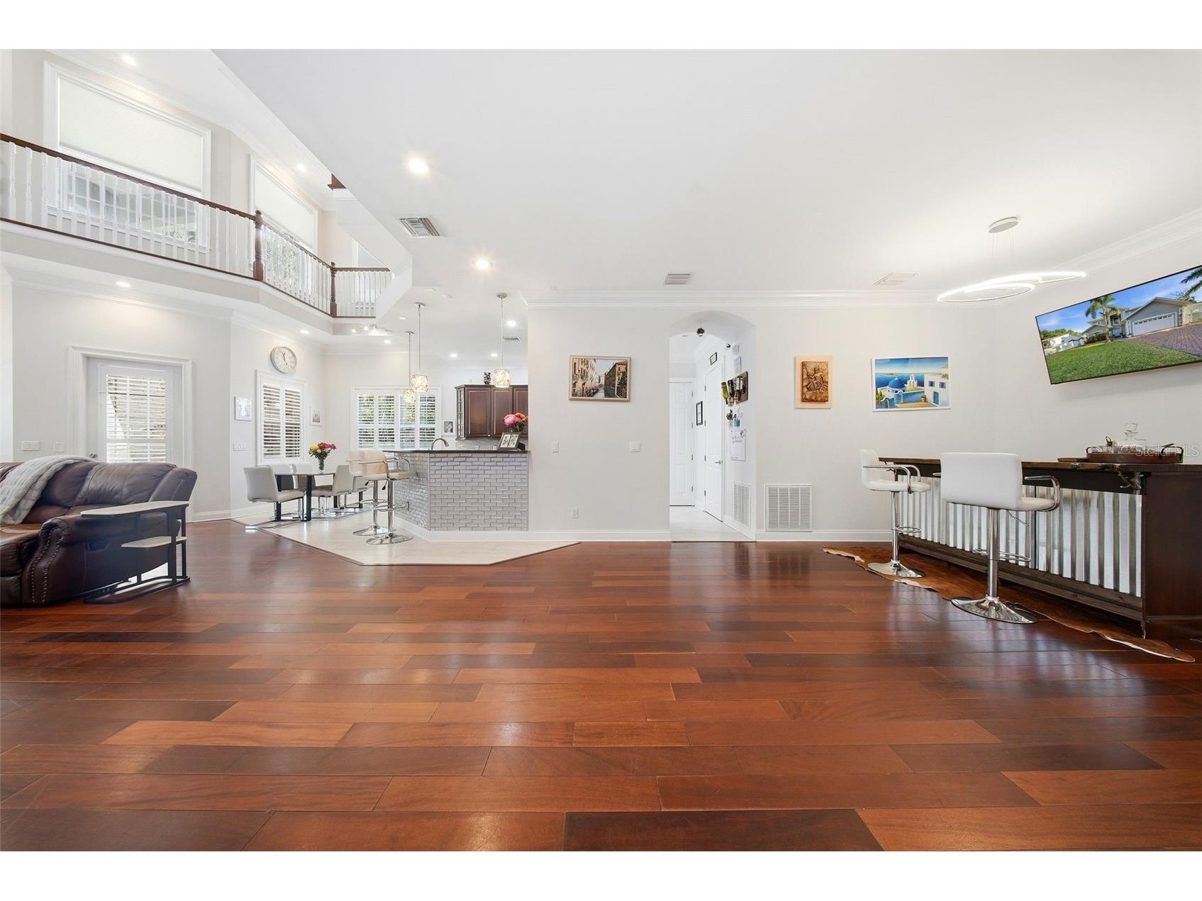 234 36th Avenue NE Saint Petersburg FL 33704 TB8501855 image9