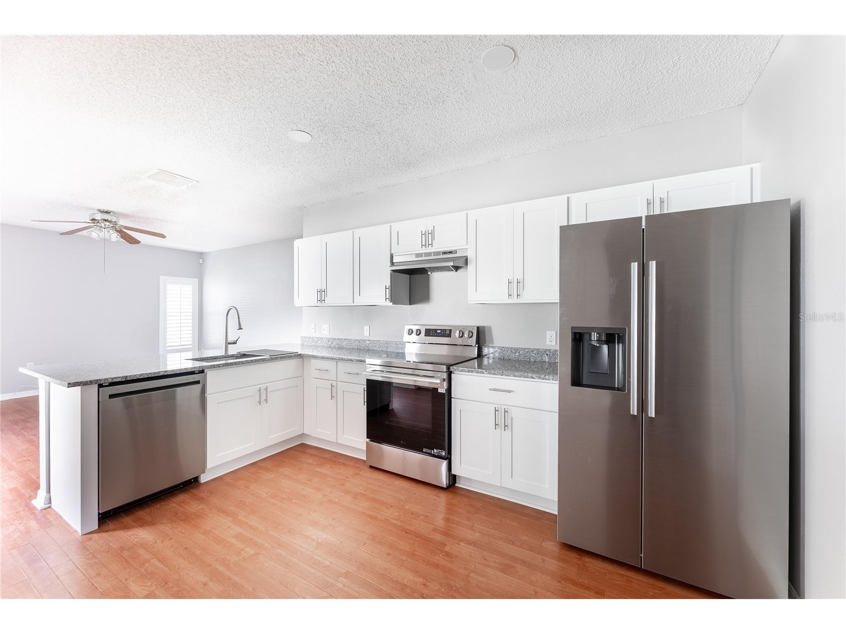234 Balboa Drive Kissimmee FL 34758 O6410932 image2