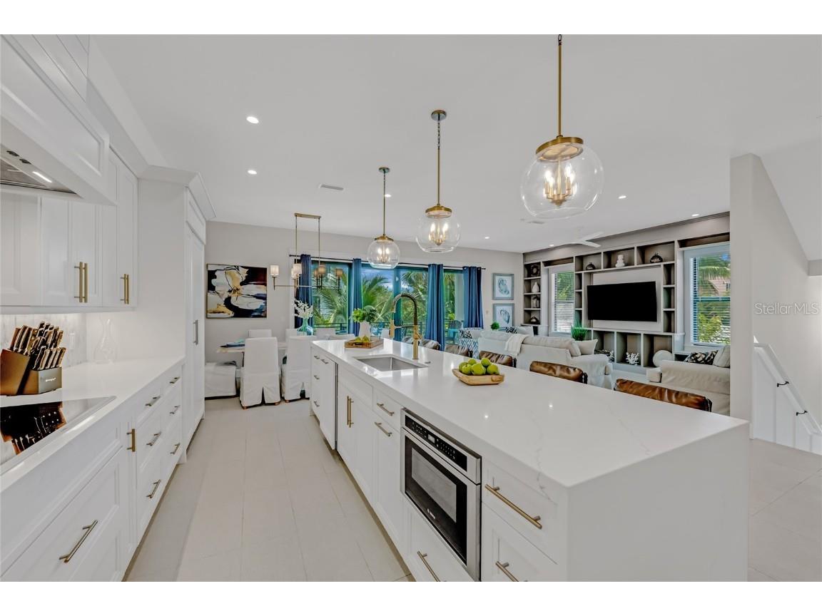 234 Grant Drive Sarasota FL 34236 A4668250 image15